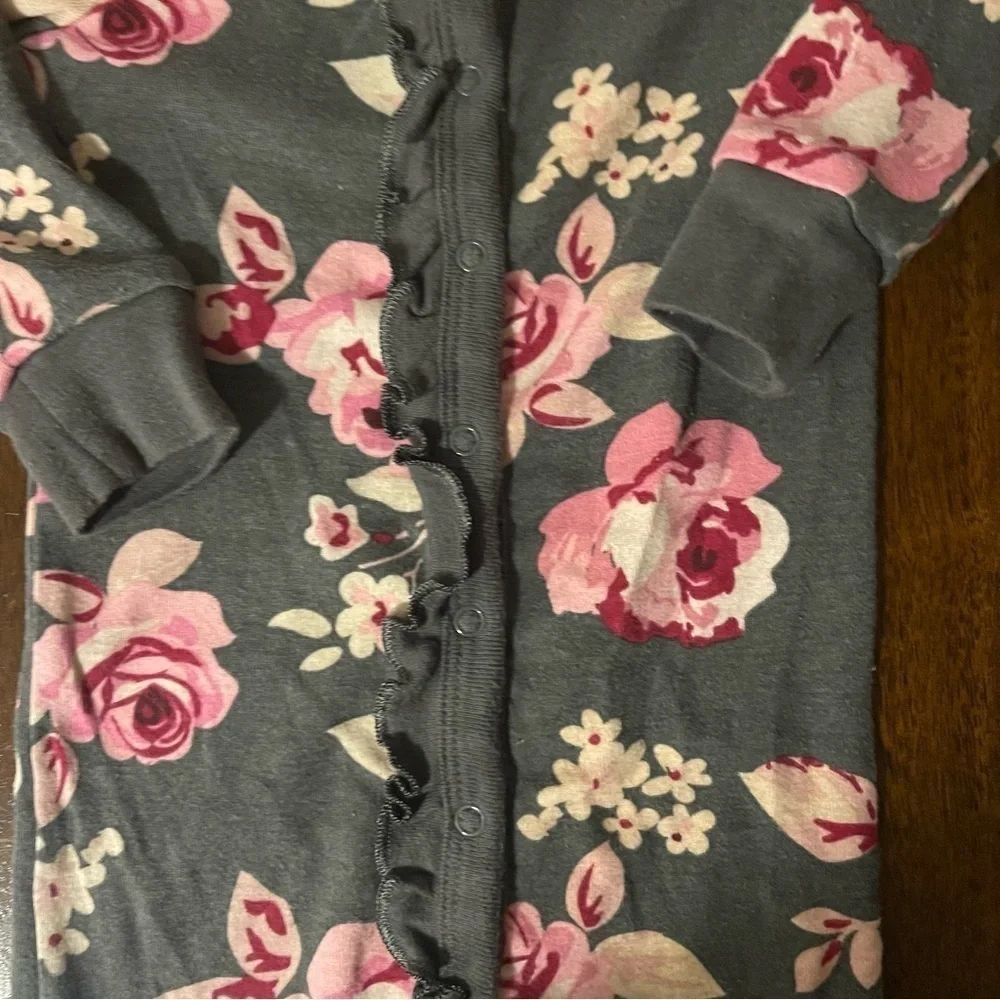 Modern Moments by Gerber | Black Floral Pjs and Onesie | 6-9 mo